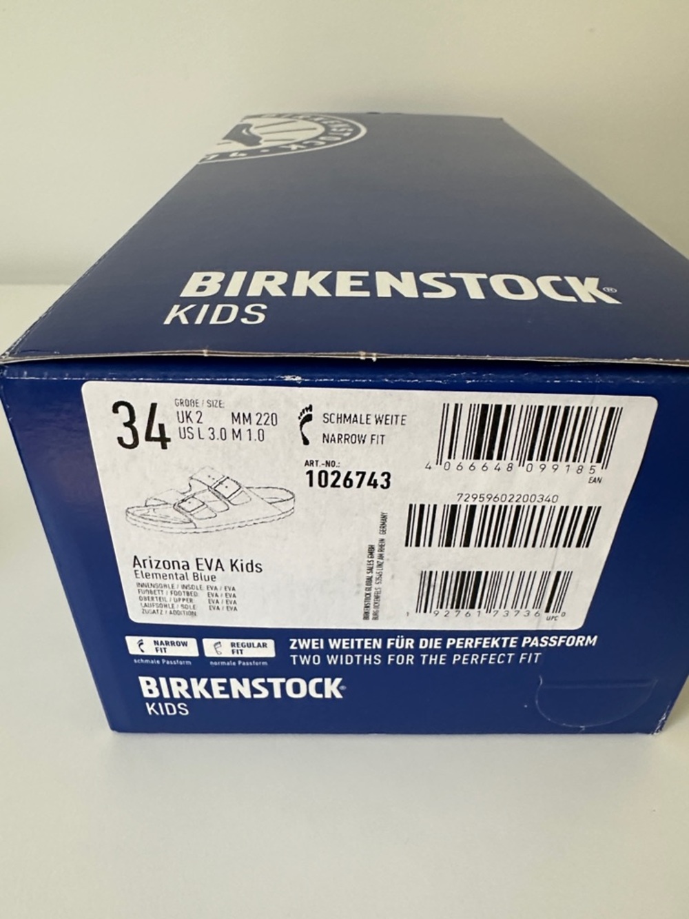 Kids Birkenstock Arizona EVA Sandals in Light Blue, size 3. - Picture 4 of 5